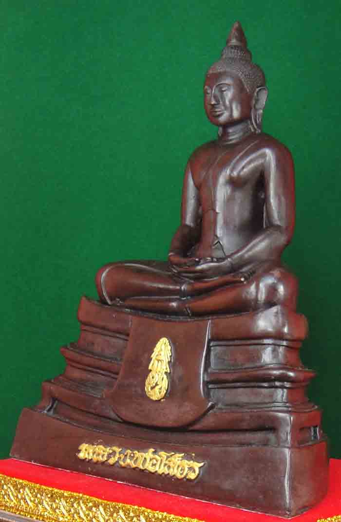 ***ยกชุด 3 องค์***พระบูชา พระพุทธโสธร เนื้อเรซิ่นผสมแร่เหล็กน้ำพี้ 