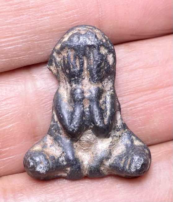 พระปิดตาเนื้อชินตะกั่ว จารยันต์หน้าจารยันต์หลัง ไม่ทราบที่