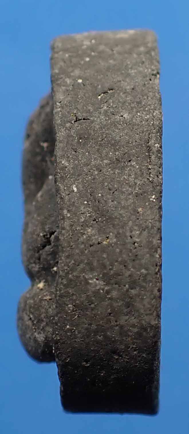 ขายขาดทุน!!!พระปิดตาหลวงปู่เฮี้ยง วัดป่าฯ พ.ศ.๒๕๐๘ พิมพ์ปีกกว้างหลังแบบ+บัตรรับรองพระแท้*267