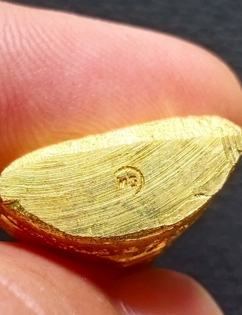 หล่อปั๊มหลวงพ่อคูณ เคาะเดียว