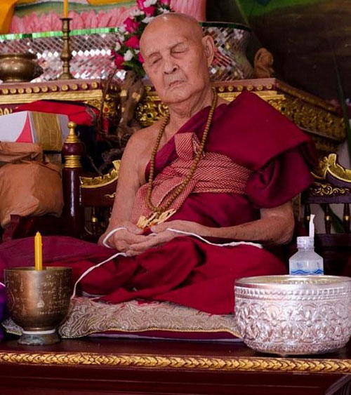 พระปิดตาปลดหนี้ ทาทอง ครูบาอ่อน วัดสันต้นหวีด  จ.พะเยา