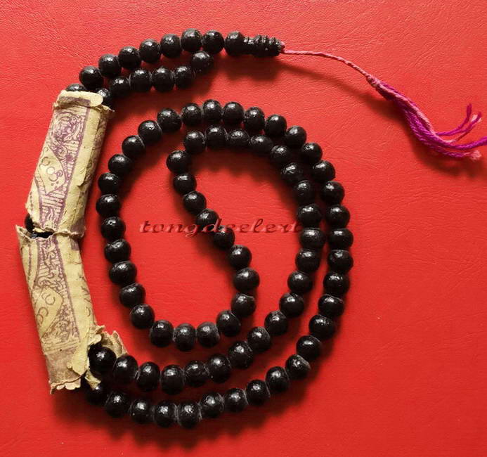 ประคำผงว่านเกสร 108 รุ่นแรก หลวงพ่ออุตตมะ วัดวังก์วิเวการาม จ.กาญจนบุรีค่ะ