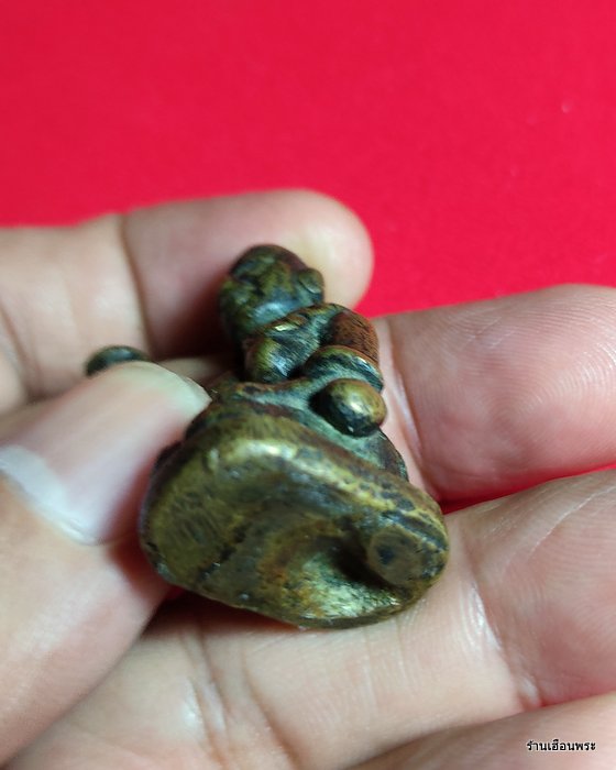 นางกวักล้านนา เนื้อสำริดหล่อเก่า ศิลป์สวยงาม ฐานตัน มีถุงเงิน
