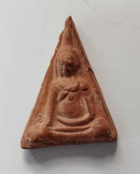 พระนางพญา หลวงพ่อแฉ่ง วัดบางพัง เนื้อดิน