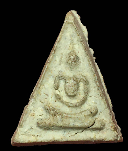 พระสมเด็จหลวงปู่นาค วัดระฆัง พิมพ์สามเหลี่ยม พ.ศ.2495