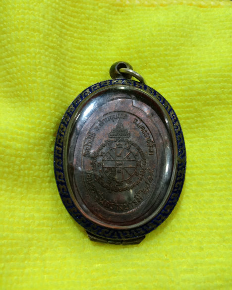 หลวงพ่อคูณย้อนยุคสร้างบารมี19ไม่ตัดปีกตอก๙รอบพร้อมกรอบเงินลงยาขนาดจัมโบ้