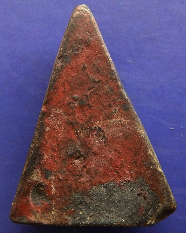 พระนางพญา หลวงพ่อทาบ วัดกระบกขึ้นผึ้ง หลวงปู่ทิม ปลุกเสก ปี 2505 เนื้อดินผสมสีผึ้งเขียว องค์พระขนาด 