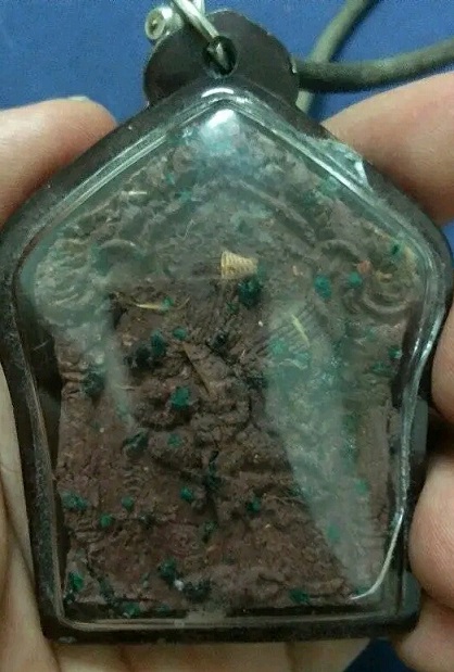 พญาครุฑอุ้มนางกากี ครูบาไพรวัลย์