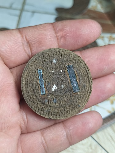 C012พระธรรมจักรเนื้อผงว่าน หลวงตามหาบัว วัดป่าบ้านตาด จ.อุดรฯ พิมพ์พิเศษ หลังตะกรุดเงิน สร้างน้อย สภ