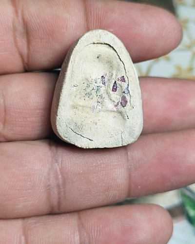 C020พระปิดตา พระอาจารย์โชติ อาภคฺโค วัดภูเขาแก้ว จ.อุบลราชธานี ปี28 ฝั้งพลอย สภาพสวยๆ