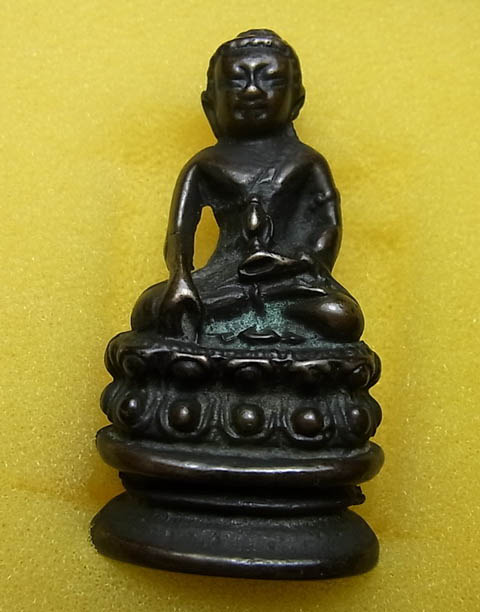 พระกริ่งฐานสูง