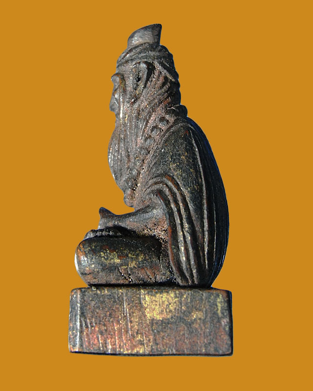 ฤาษีไม้แกะ