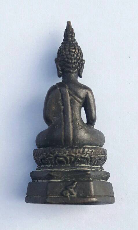 พระไม่ทราบที่ เคาะเดียวจบกัน