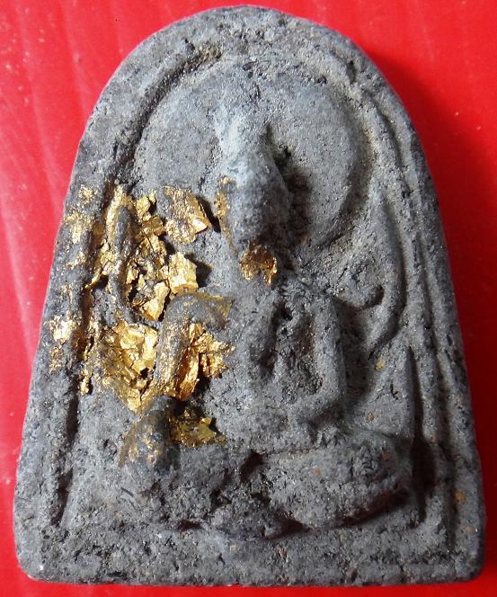 พระกลีบบัวหลวงพ่อเหลือ วัดสร้อยทอง รุ่นแรก 2485 สภาพสวย