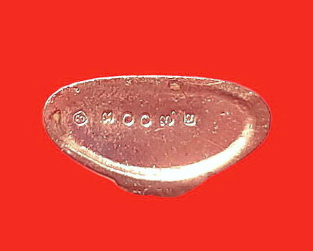 พระแก้วมรกต กรมสรรพสามิต เนื้อเงินสามกษัตริย์ ปี 2539 สวยมากพร้อมกล่องเดิมค่ะ