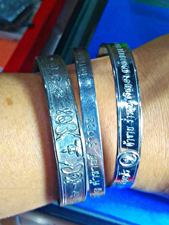 สุดปัง37 ชุดสะสมกำไลข้อมือ3 จาก 3 วัด เอาไปเลยเบาเบาสภาพใช้