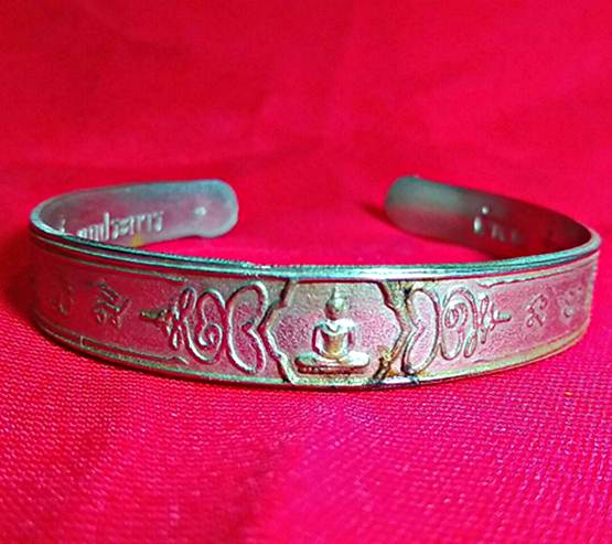 สุดปัง37 ชุดสะสมกำไลข้อมือ3 จาก 3 วัด เอาไปเลยเบาเบาสภาพใช้