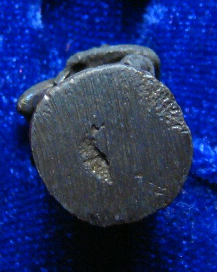 รูปหล่อหลวงพ่อคูณ ปริสุทโธ รุ่นเหลือกินเหลือใช้