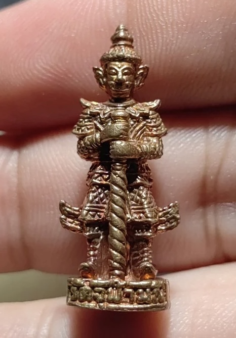 รูปหล่อลอยองค์ ท้าวเวสสุวรรณ 2 หน้า ปีพ.ศ. 2545 วัดจุฬามณี สมุทรสงคราม