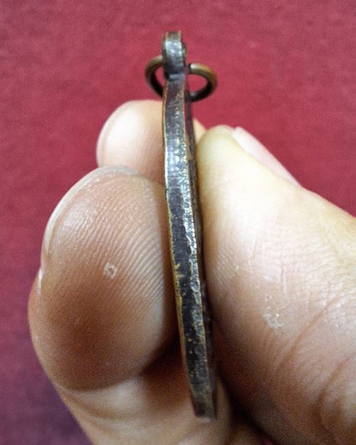 เหรียญยันต์ลายมือ หลวงพ่อแย้ม วัดตะเคียน ตอกโค๊ต จ.นนทบุรี ปี2542