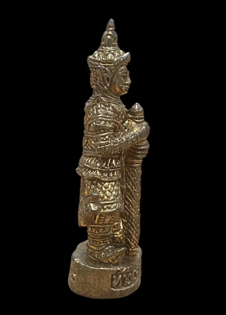 รูปหล่อลอยองค์ท้าวเวสสุวรรณ เนื้อทองแดง หลวงพ่ออิฏฐ์ วัดจุฬามณี ปี2550 พิมพ์หน้าเทพ ตอกโค๊ตใต้ฐานชัด