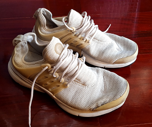 NIKE AIR PRESTO สีเทา ของแท้ ขายเอามันส์เพิ่มคะแนนFB แบ่งปันให้อย่างถูก