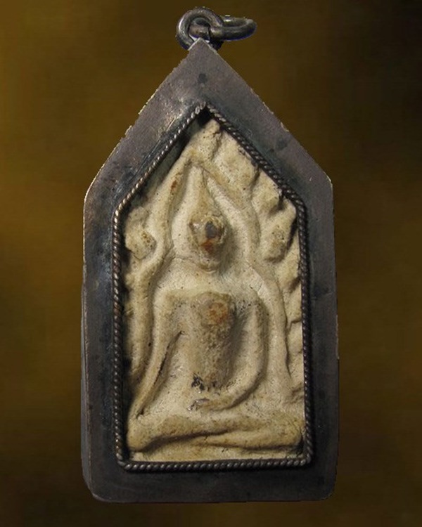 พระขุนแผนผงกระดูกผี อาจารย์หนู วัดโพธิ์ กทม.