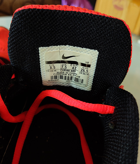 รองเท้า NIKE Zoom Elite 8 ของแท้ ดำ-แดง รุ่นนี้ออกแบบได้สวยมาก