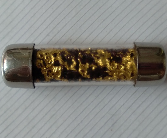 ตะกรุดอาจารย์จำลอง วัดเจดีย์แดง