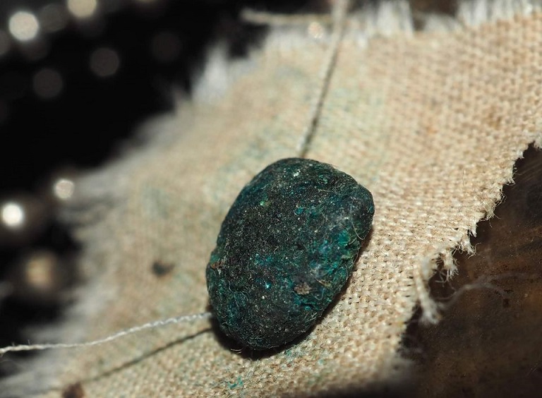 สีผึ้งเขียวหลวงพ่อทาบ วัดกระบกขึ้นผึ้ง จ.ระยอง