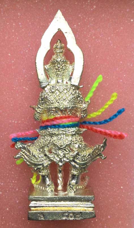 ท้าวเวสสุวรรณ หลวงปู่นิ่ม วัดพุทธมงคล สุพรรณบุรี