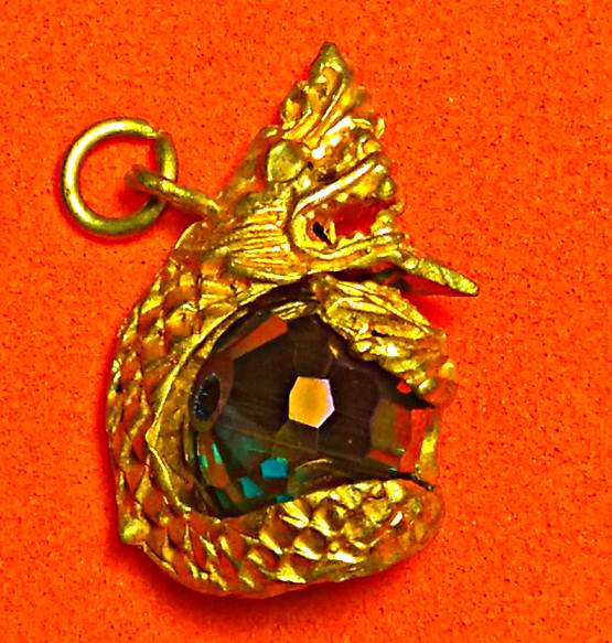 สุดปัง 25 ลูกแก้วสีฟ้าพญานาคราช สวยมาก