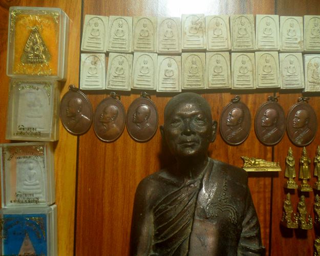 หลวงพ่อแพ วัดพิกุลทอง สิงห์บุรี 100 องค์ เคาะเดียว (พระบูชา หน้าตักประมาณ5นิ้ว)