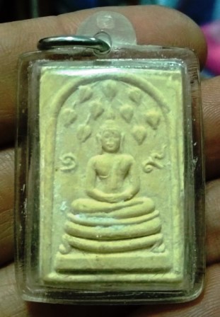 สมเด็จปรกโพธิ์หลวงพระเเม่ธรณีบีบมวยผมหลวงพ่อมุ่ย