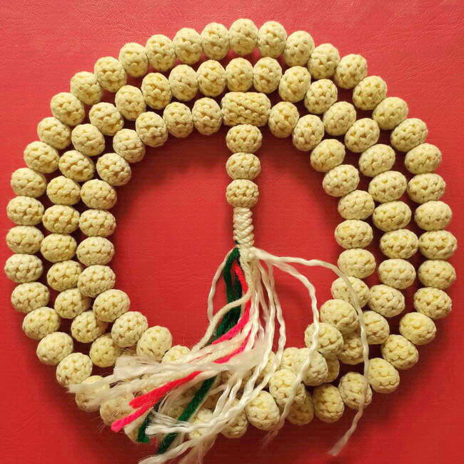 สุดยอดประคำ ประคำถักกระดาษสาลงยันต์108 หลวงพ่ออุตตมะ วัดวังก์วิเวการาม ตามตำรามอญโบราณ สวยมากค่ะ