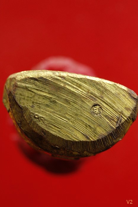 รูปเหมือนปั๊มเทพประทานพร หลวงพ่อคูณ วัดบ้านไร่ รุ่นแรก ปี 2536 สวย คอไม่ราน พร้อมกล่องเดิม..../415