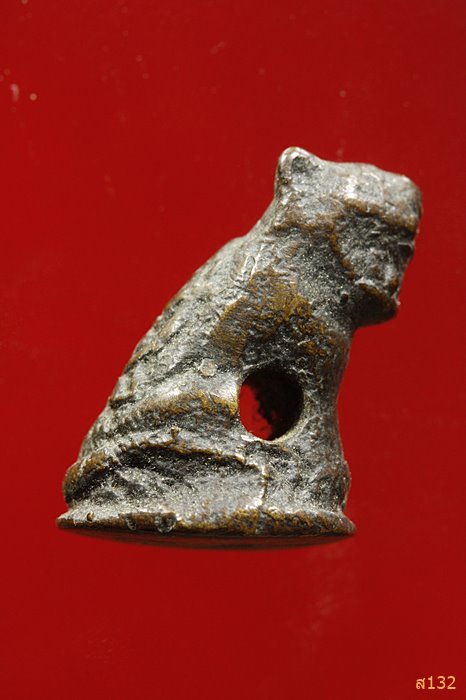 เสือโลหะหลวงพ่อปาน วัดบางเหี้ย ปี27 ยันต์ใต้ฐาน