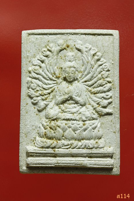 เจ้าแม่กวนอิมพันมือ (ปราบมาร) วัดท่าตาเสือ อ.ไทรโยค จ.กาญจนบุรี พร้อมกล่องเดิม