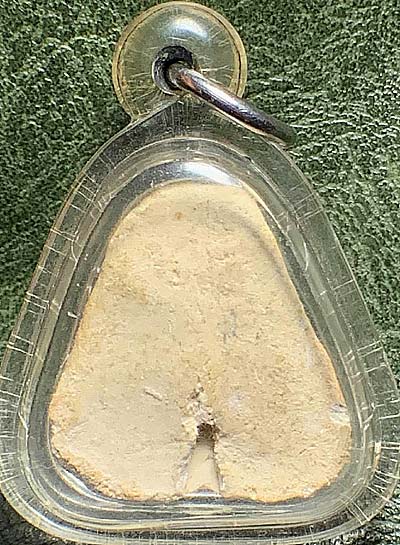 *พระสังกัจจายน์ พิมพ์กลาง หลังเรียบ เนื้อขาวผงบางขุนพรหม วัดประสาทบุญญาวาส ปี๒๕๐๖*