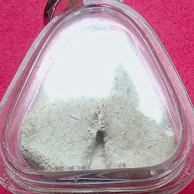 *พระสังกัจจายน์ พิมพ์กลาง หลังเรียบ เนื้อขาวผงบางขุนพรหม วัดประสาทบุญญาวาส ปี๒๕๐๖*