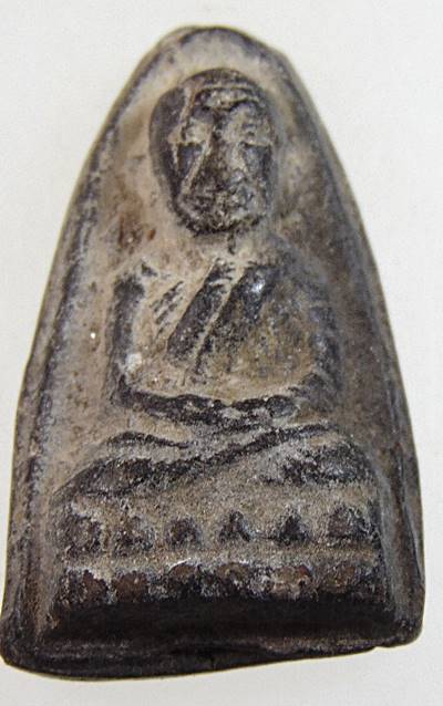 หลวงปู่ทวดเนื้อดินเผา วัดช้างให้ ปี 2513 (ผสมผงว่านหลวงปู่ทวด ปี2497) สร้างโดยพระครูใบฎีกาขาว