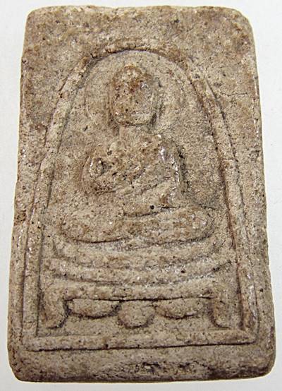 พระพุทธปางประทานพร หลวงปู่ดีเนาะ วัดมัชฌิมาวาส จ.อุดรธานี