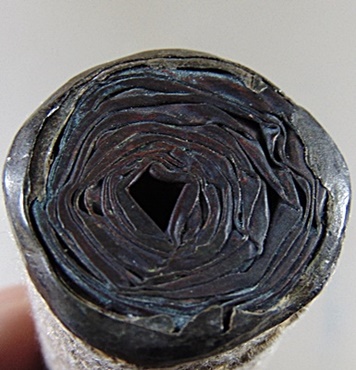 ตะกรุดโทน  หลวงพ่อทบ วัดชนแดน 2.5 นิ้ว