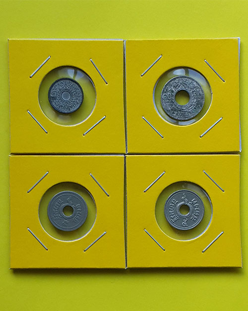 ชุดเหรียญสตางค์ 1 สตางค์ (พ.ศ.2485) 5 สตางค์ (พ.ศ.2461 และ 2480) และ 10 สตางค์ (พ.ศ.2484)