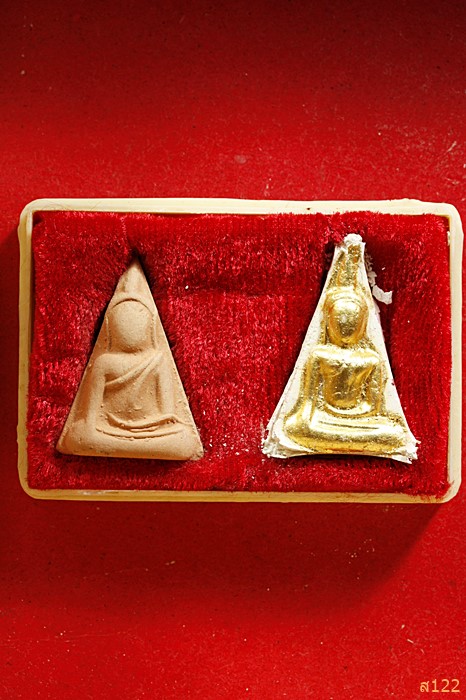 พระนางพญาเนื้อดิน หลวงปู่บุดดา ถาวโร รุ่นอายุ100ปี ...../193