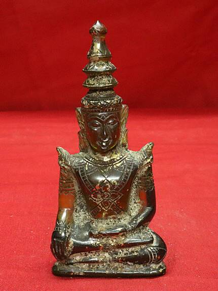 พระบูชาทรงเครื่อง หน้าตัก 2 นิ้ว เนื้อหินแกะ