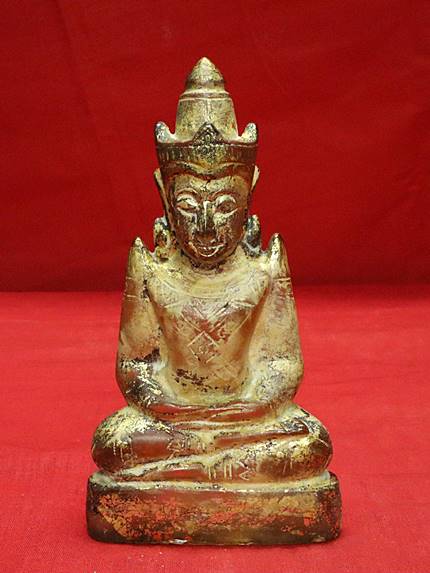 พระบูชาทรงเครื่อง หน้าตัก 3 นิ้ว เนื้อหินแกะ