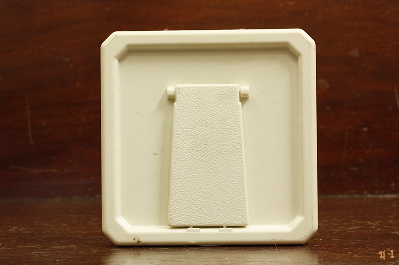 พระสมเด็จเสาร์5 วัดหนองว่านเหลือง จ.ฉะเชิงเทรา ปี 2553 กล่อง 9 องค์