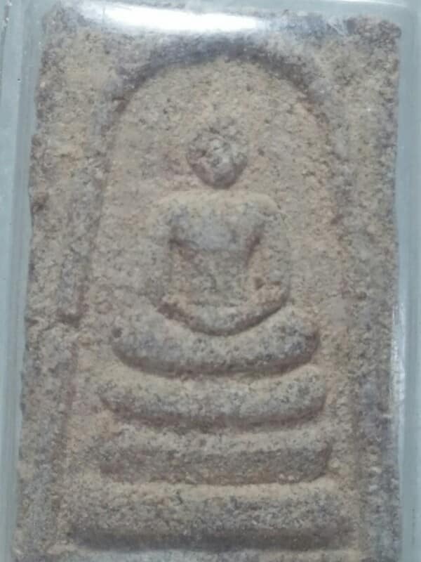 พระสมเด็จหลังยันต์ดวง อ่านไม่ชัดเลี่ยมพลาสติก