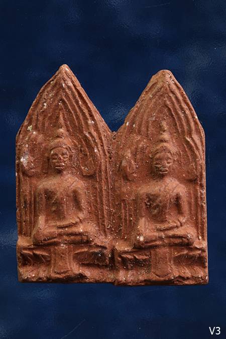 --สวยเดิม ธรรมชาติครบ -- ขุนเเผนพลายคู่ หลวงพ่อเต๋ เนื้อดิน ปี 2503 สายเมมตาไม่ควรพลาด..../3